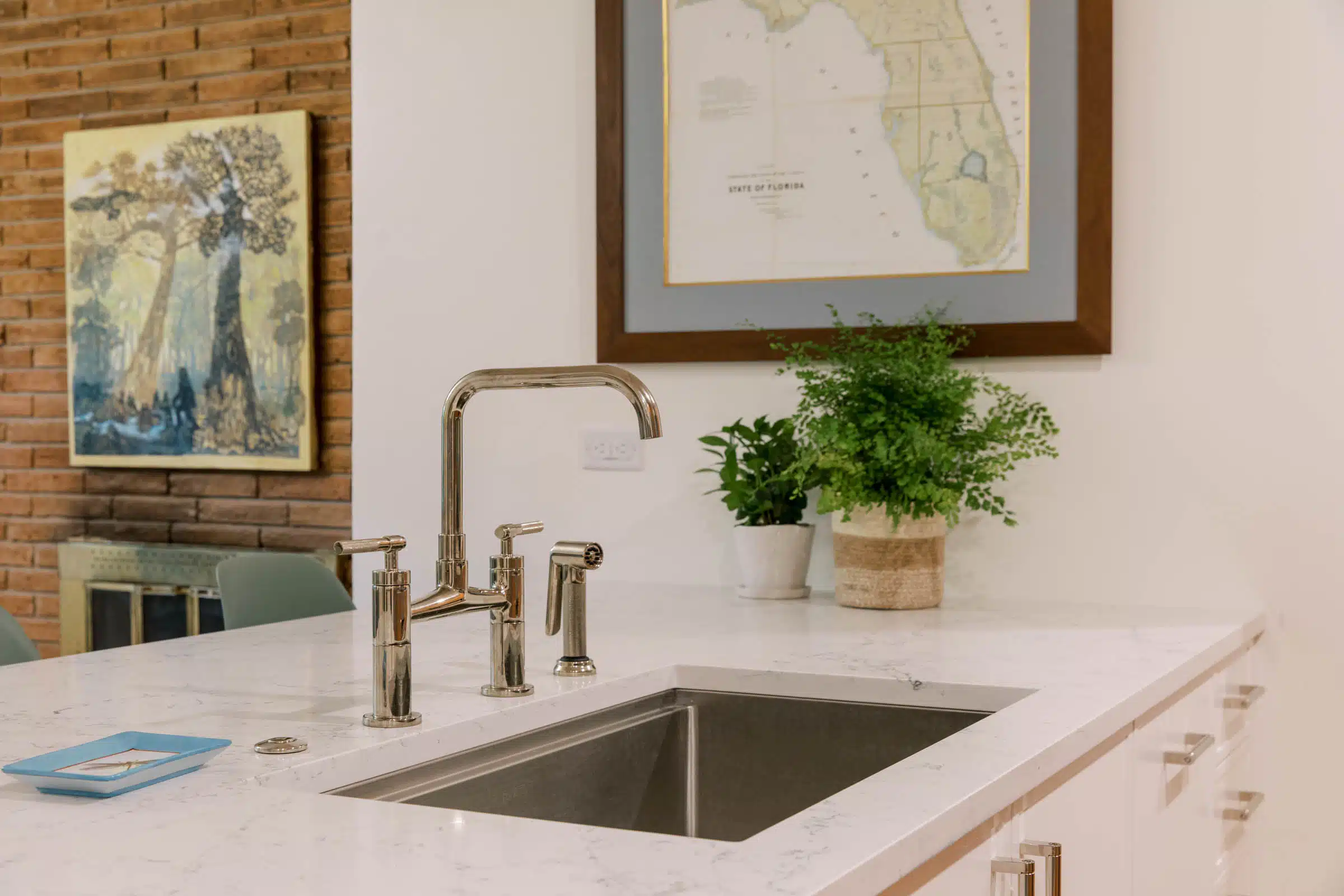 Choosing the Right Kitchen Faucet: What You Need to Know