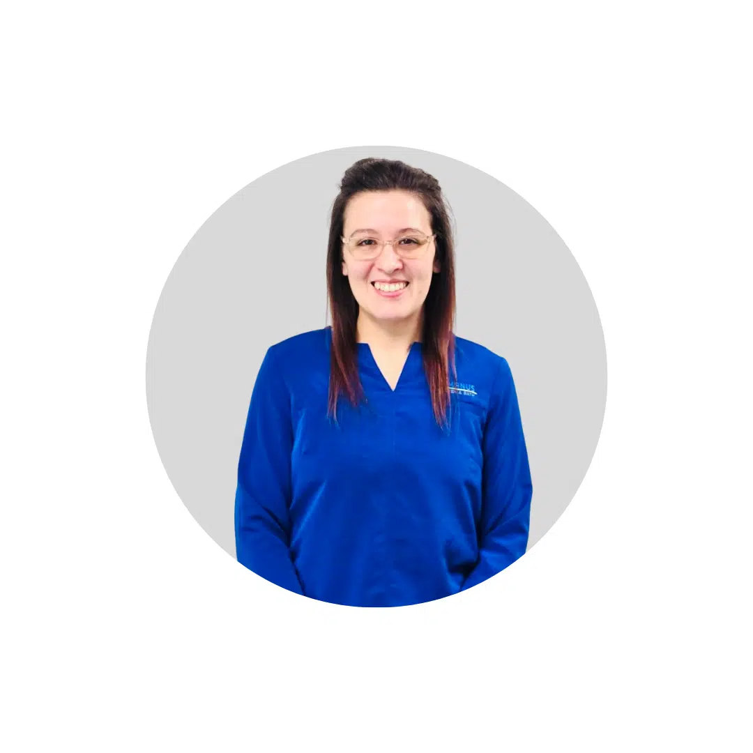 Caitlin, Designer