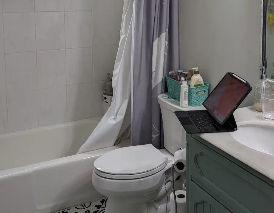 Girls Bathroom Before